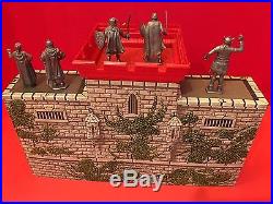 Marx #4706 Medieval Castle Fort Play Set w Box