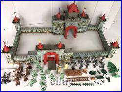 Marx #4719 Robin Hood Castle Play Set Tin Litho 1956 Vtg with Orig Box