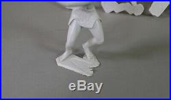 Marx 6 inch Cavemen in RARE Grey