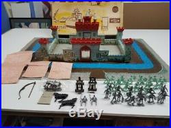 Marx 6053 Vikings And Knights Playset Sears Box Battleground Looks Complete