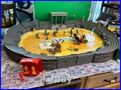 Marx BEN HUR Full Circle COLISEUM PLAYSET with MAT assorted pieces