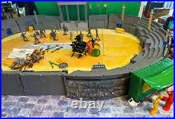 Marx BEN HUR Full Circle COLISEUM PLAYSET with MAT assorted pieces