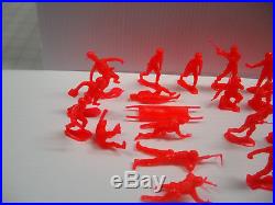 Marx Battleground Playset 32 Us Soldiers In Rare Dayglo Red Originals Mint