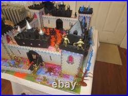 Marx Castle Of The Noble Knights Playset 95% Complete See Discription #4710