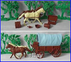 Marx Custer's Last Stand Covered Wagon withacc. (#4670 #6014) © 1963 (Excellent)