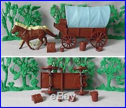 Marx Custer's Last Stand Covered Wagon withacc. (#4670 #6014) © 1963 (Excellent)