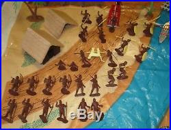 Marx Daktari Playset 1967 Mostly Complete Cream Figures Playmat Weapons Tin