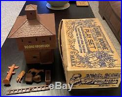 Marx Daniel Boone Playset Boonesborough Block House Scout Set Indian Horse