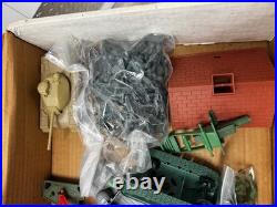 Marx Desert Fox / Battleground Lot 3 Tanks, 2 Cannons 1 Other, 80 Figure