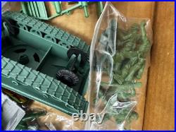 Marx Desert Fox / Battleground Lot 3 Tanks, 2 Cannons 1 Other, 80 Figure