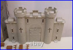 Marx Fighting Knights Carry All Medieval Play Set 1968 4635