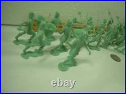 Marx Fighting Knights Carryall Playset 4635, Tin LItho Case, Figs & Accessories
