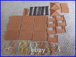 Marx Fort Apache 20 Figures, And Parts Vintage