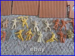 Marx Fort Apache 20 Figures, And Parts Vintage