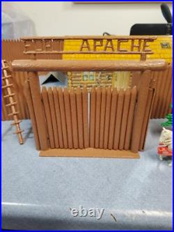 Marx Fort Apache American Heroes Playset Toy Soldiers 1960's