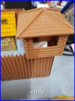 Marx Fort Apache American Heroes Playset Toy Soldiers 1960's