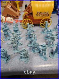 Marx Fort Apache American Heroes Playset Toy Soldiers 1960's