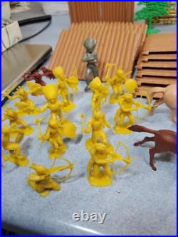 Marx Fort Apache American Heroes Playset Toy Soldiers 1960's