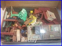 Marx Fort Apache Play set Withbox Instructions Calvary Supply Tin Litho No 3681