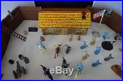 Marx Fort Apache Playset #3682 Series 2000 1959