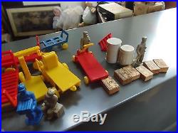 Marx Freight Trucking Terminal- complete with accessories, trucks, men, box, instr