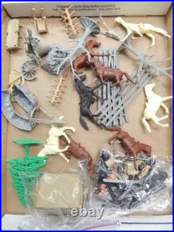 Marx Giant Blue & Grey Battle Set Playset 1960's Bundled Pcs Lot