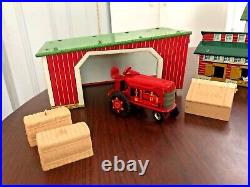 Marx Happi Time Farm Playset Litho Barn, Hen House, Shed 160+ pieces VINTAGE