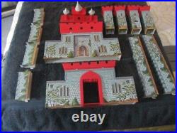 Marx Knight And Viking Castle Set 4733 including box