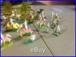 Marx'Knights & Castle' Playset 66 total Knights and Horses