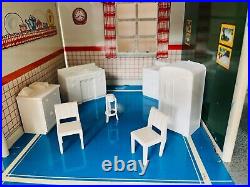 Marx Metal Suburban Colonial Doll House 4052, w Original Box, Furniture & Dolls