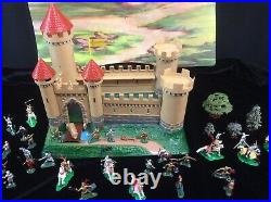 Marx Miniature Knights & Castle with play mat Louis Marx & Company