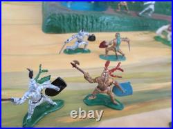 Marx Miniatures Castle and Knights Playset/Box/Play Mat/instructions, excellent