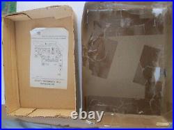 Marx Miniatures Castle and Knights Playset/Box/Play Mat/instructions, excellent