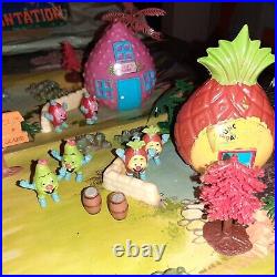 Marx Munchieville Plantation Playset Fruit Trolls Village withBox & Mat 1968 RARE