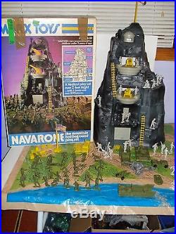 Marx Navarone Playset # 3412 with box & playmat NEAR COMPLETE very Nice