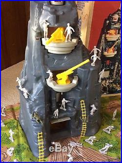 Marx Navarone Playset with Box & Playmat Complete and Excellent Condition