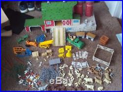 Marx No. 5968 Happi Time Mechanized Platform Barn Farm Set Vintage 1961