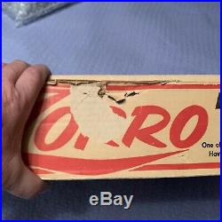 Marx Official Walt Disneys Zorro Play Set wieht Zorro Cave 1958