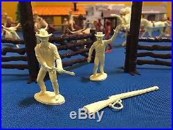 Marx Playset 1959 THE RIFLEMAN RANCH #3997-98