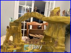 Marx Prehistoric Mountain Play Set Mat / 18 Cavemen / 27 Dinosaurs & 4 trees