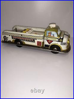 Marx Rare White Vintage 50s Tin Litho Emergency Fire Engine Ladder Truck NICE