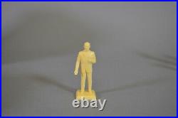 Marx Rare, unpainted Romney Candidate figure 60 mm Square Base