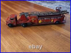 Marx Red Vintage 50s Tin Litho Emergency Fire Engine #9 Ladder Truck NICE