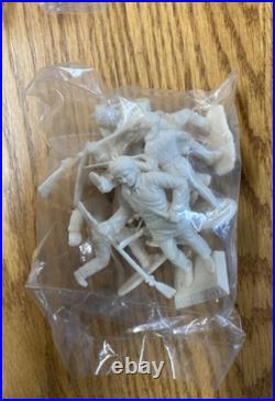 Marx Repilca Alamo Playset Tin Litho Alamo Fort 54 MM with Extra BMC figures