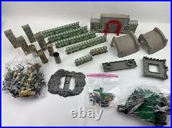 Marx Robin Hood Castle Play Set Parts & Figures Lot