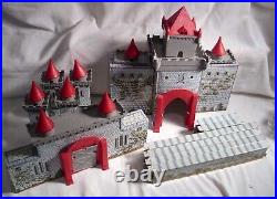 Marx Robin Hood Castle Set Play Set Boxed 1956 Sharp