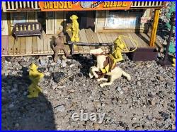 Marx Roy Rogers Mineral City Play Set Figures Tin Litho Old West Town Furniture