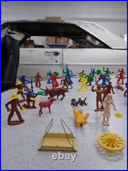 Marx Roy Rogers Rodeo Ranch Playset No. 3985 with Box, Figures & Fences 1950s