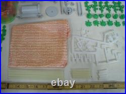 Marx Sears 6021 Irrigated Garden Play Set Toy Boxed Unused