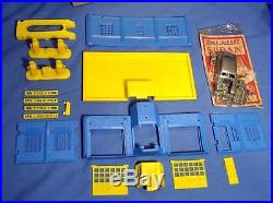 Marx Service Station Miniature Playset with Accessories Sealed Take-A-Part Car Box
